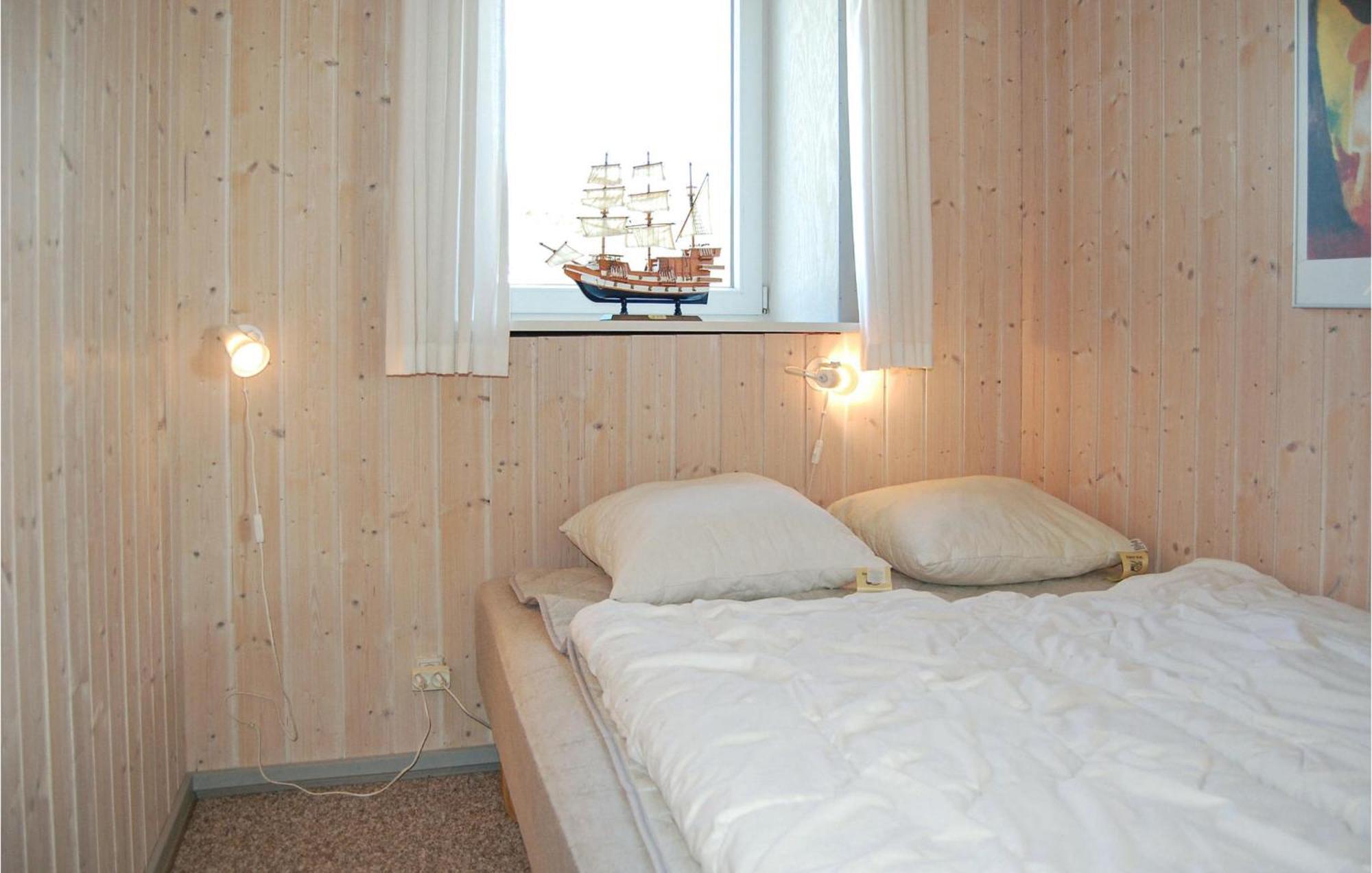 2 Bedroom Gorgeous Home In Hvide Sande Havrvig ภายนอก รูปภาพ