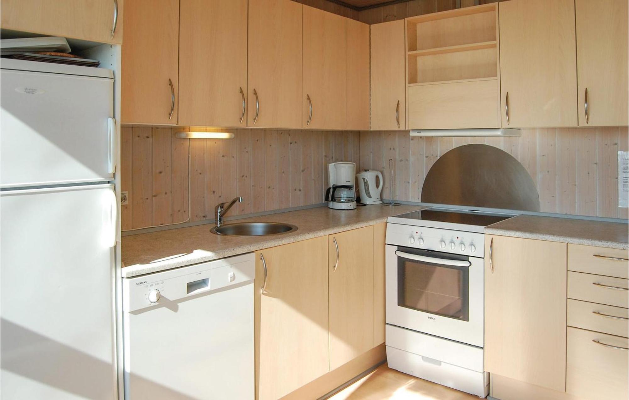 2 Bedroom Gorgeous Home In Hvide Sande Havrvig ภายนอก รูปภาพ
