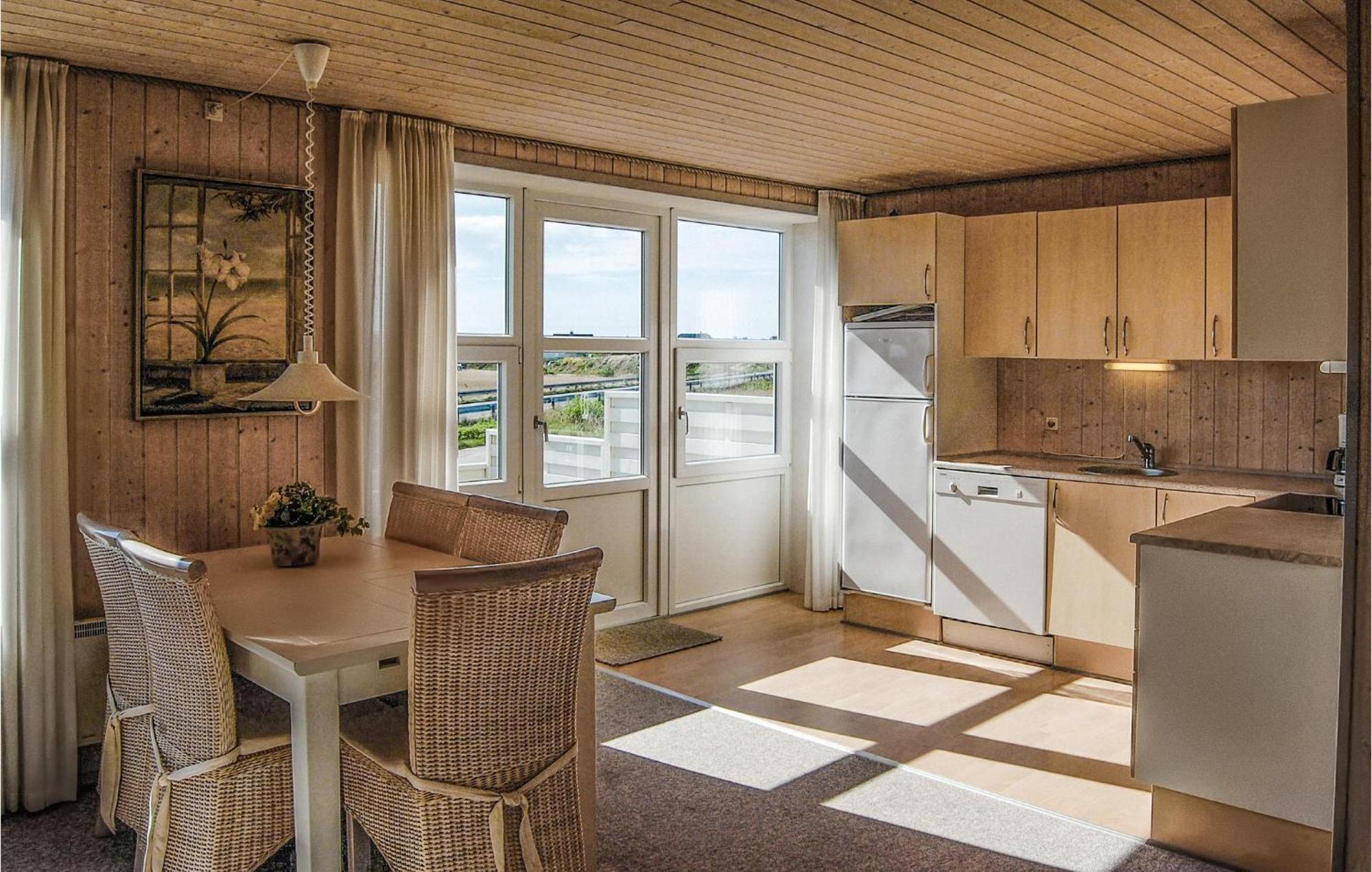 2 Bedroom Gorgeous Home In Hvide Sande Havrvig ภายนอก รูปภาพ